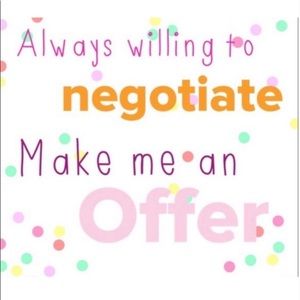 Love the item but not the price? Make an offer! 😊